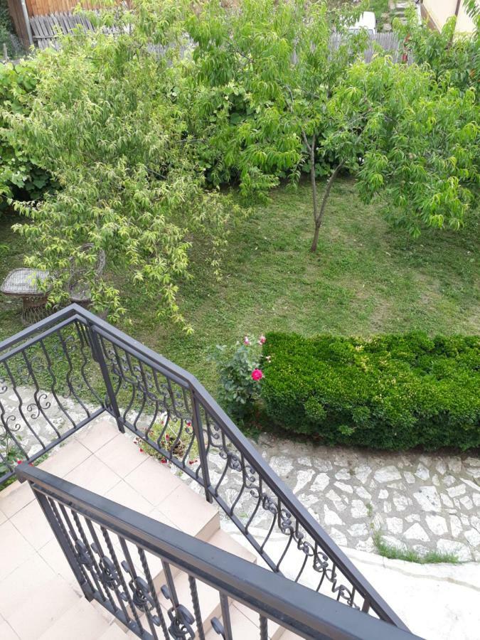 Apartamento Casa Ade Călimăneşti Exterior foto